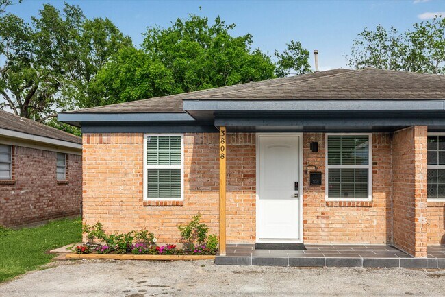 Foto del edificio - 3808 Cochran St