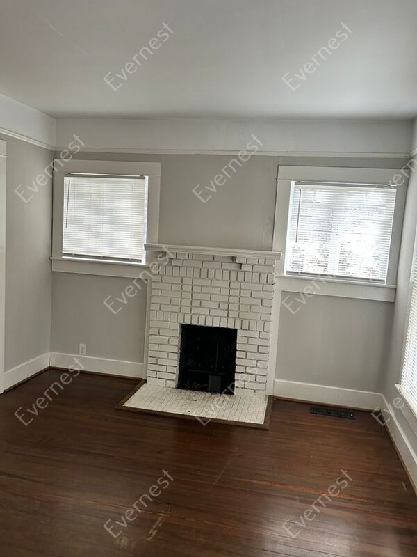 Building Photo - 4601 7th Ct S