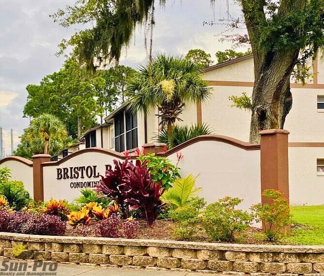 Photo - 428 Banana Cay Dr (South Daytona, FL)