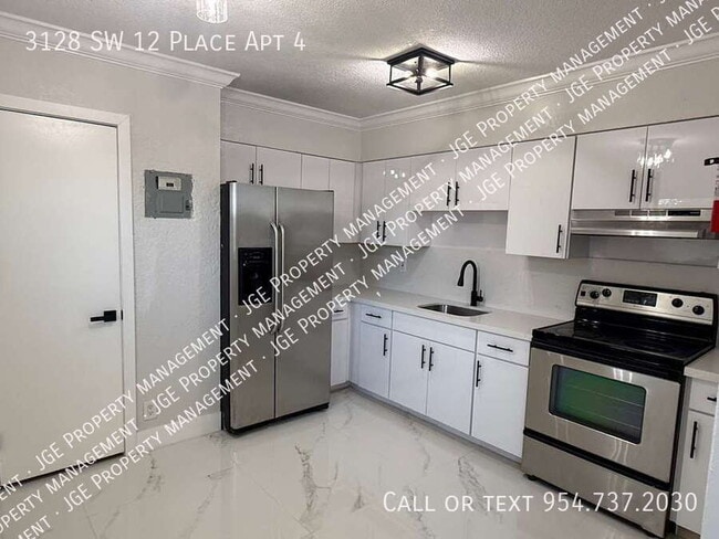 Photo - 3128 SW 12th Pl Apartment