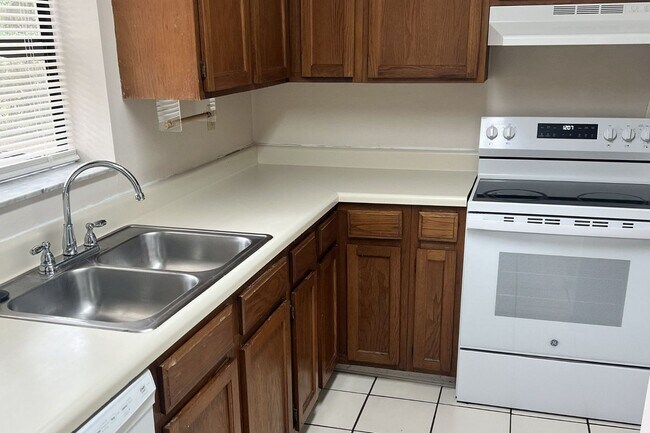 Foto del edificio - 6941 SW 45th Ave