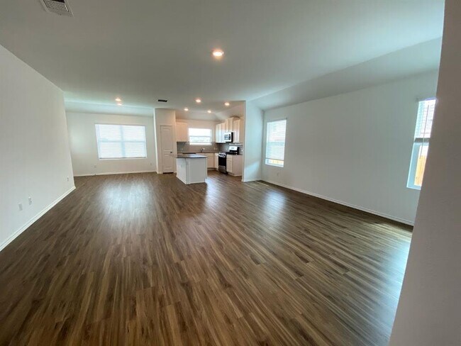 Foto del edificio - 3106 Kenner Dr