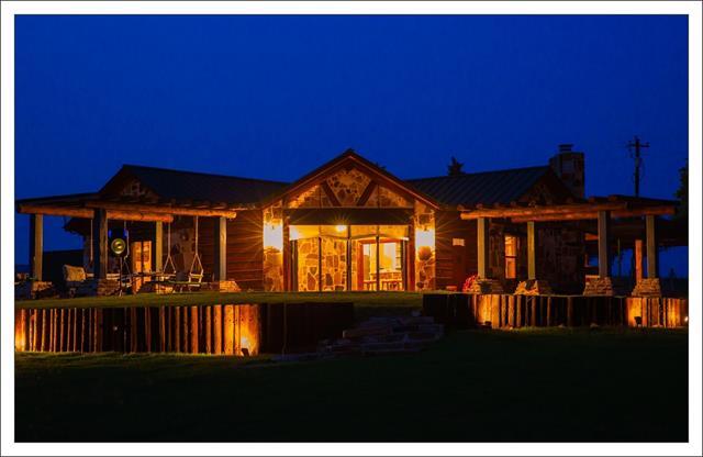 Foto del edificio - 6281 E Lone Oak Rd