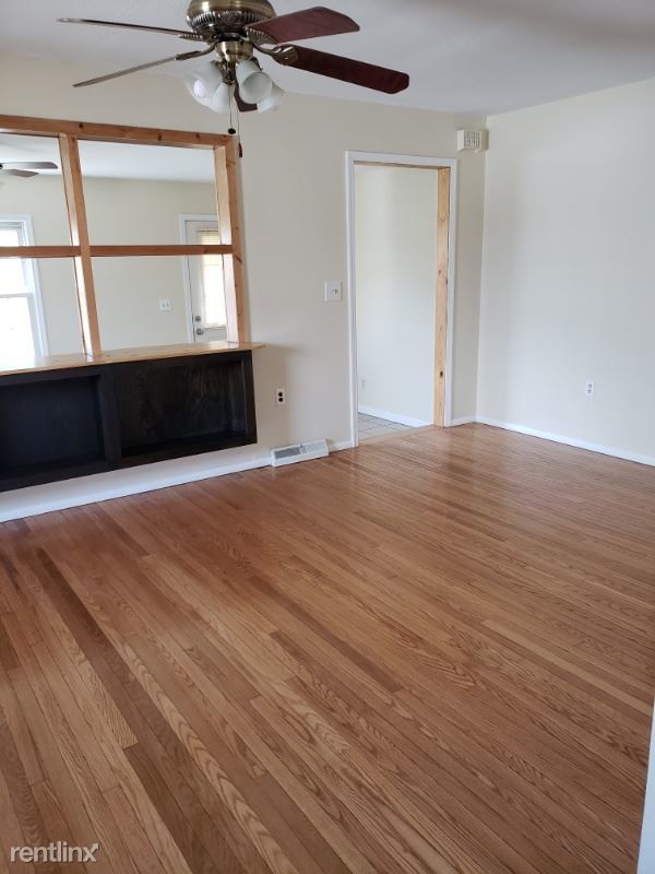 Building Photo - 2 br, 1 bath House - 325 Saint James Avenue