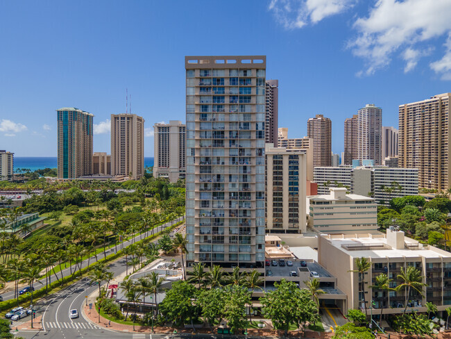 Building Photo - Waikiki Pavilion