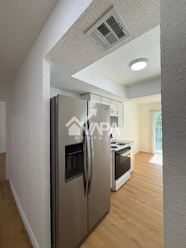 Foto del edificio - 9318 Adams Hill Dr