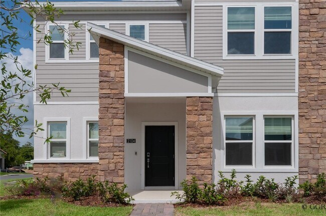 Building Photo - 2104 Sweet Honey Ln