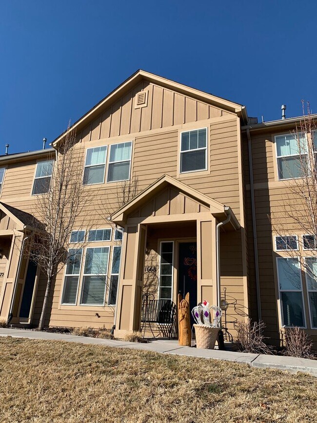 Foto del edificio - 1668 Cherokee Mountain Cir