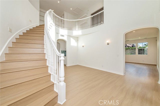 Building Photo - 1320 Sun Dial Dr