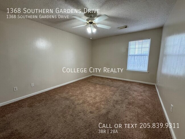 Foto del edificio - 1368 Southern Gardens Dr
