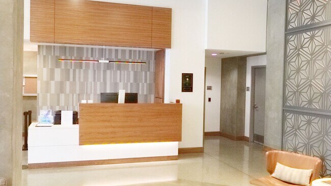 Foto del edificio - 321 Tenth Ave