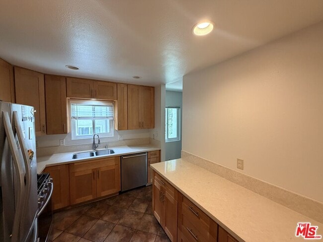 Foto del edificio - 4903 Indian Wood Rd