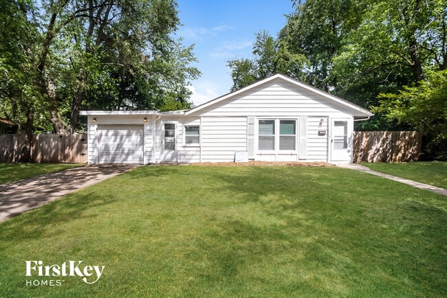 Building Photo - 1151 Chippewa Cir