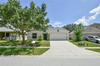 Building Photo - 1094 Bluegrass Dr