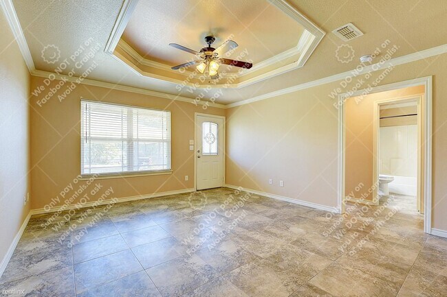 Building Photo - 2 br, 1 bath Duplex - 449 Neals Hill Rd