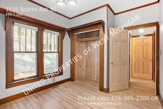 Building Photo - 1535 North Ave NE