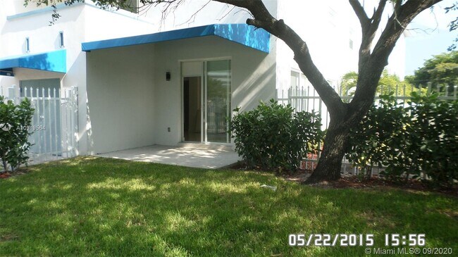 Building Photo - 11750 NE 16th Ave