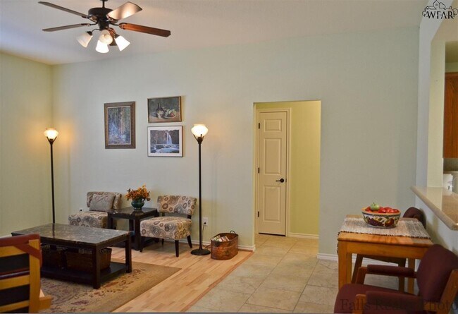 Building Photo - 4809 Eldorado Dr