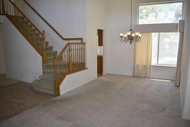 Foto del edificio - 5229 Windham Way