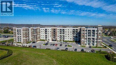 Building Photo - 610 Farmstead Dr