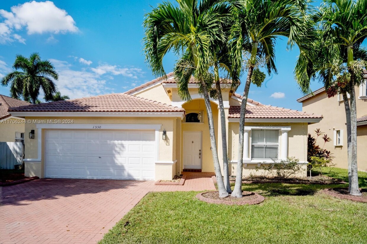 Foto principal - 1550 SW 193rd Ter