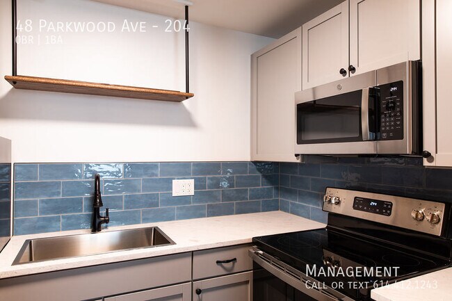 Building Photo - 48 Parkwood Ave