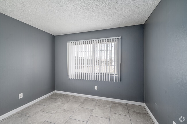 2BR, 1BA - 600SF - Secondary Bedroom - White Street Apartments
