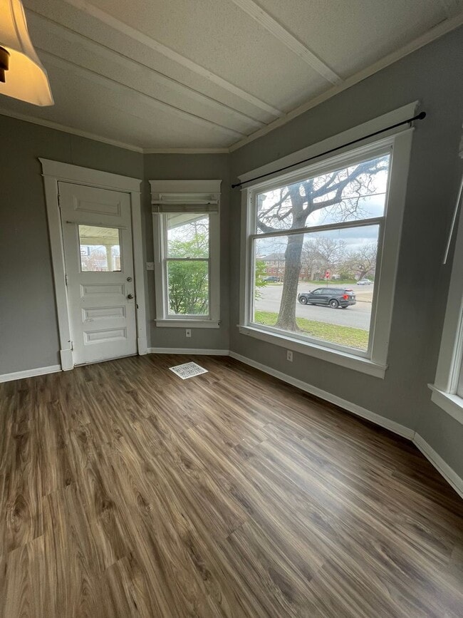 Foto del edificio - 901 Merchant St