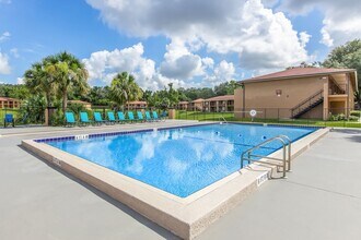 Interior Photo - Misty Oaks