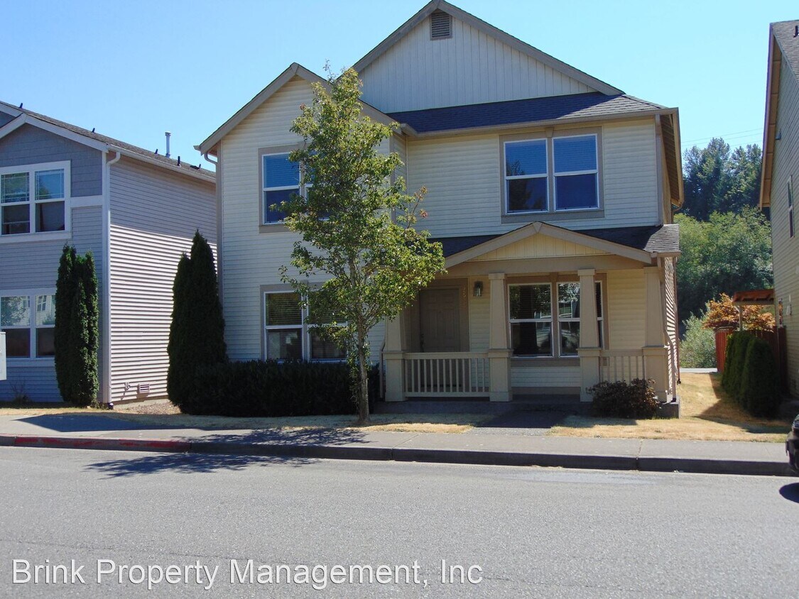 2529 NE 1st St, Renton, WA 98056 House Rental in Renton, WA
