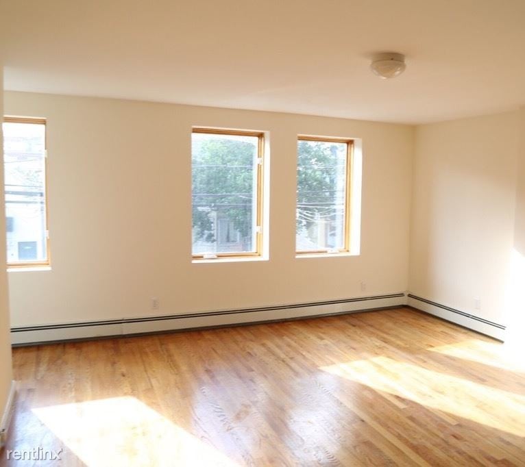 Primary Photo - 2 br, 1 bath Apartment - 2841 42nd St