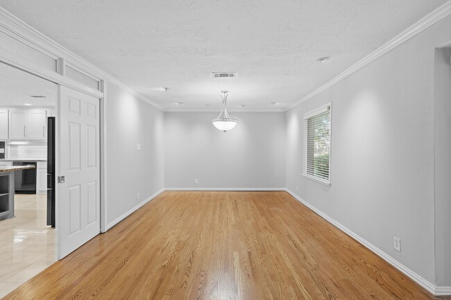 Foto del edificio - 3338 Prospect St