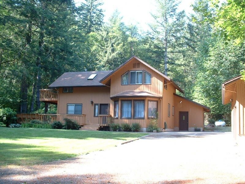 Primary Photo - Amazing 3 Bedroom on Acreage in Ariel!