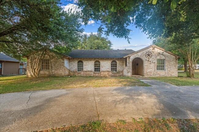Building Photo - 19435 Haude Rd