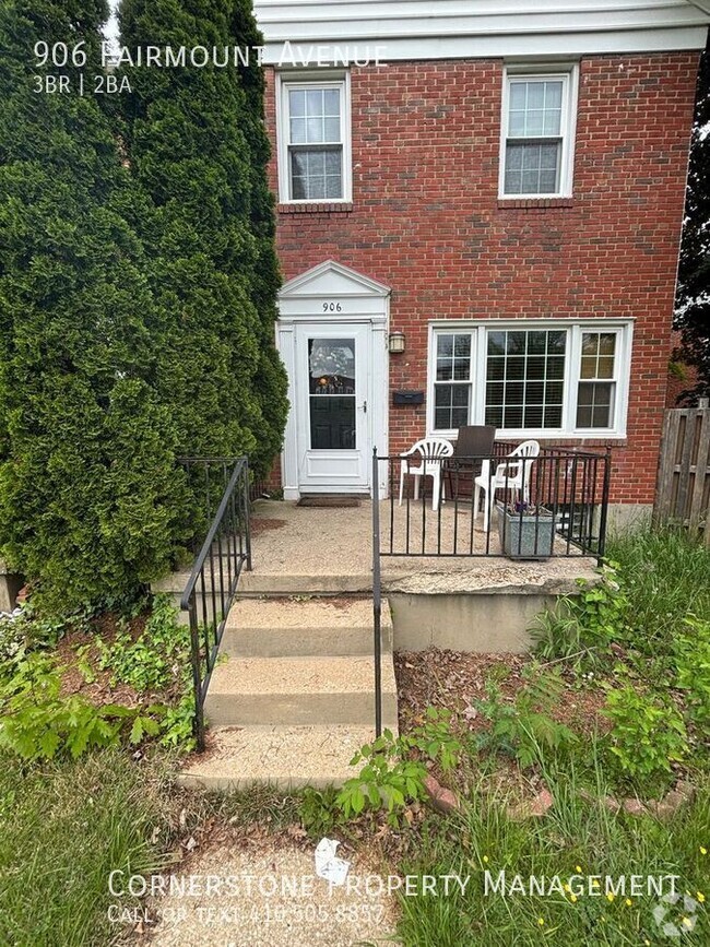 Building Photo - 906 Fairmount Ave