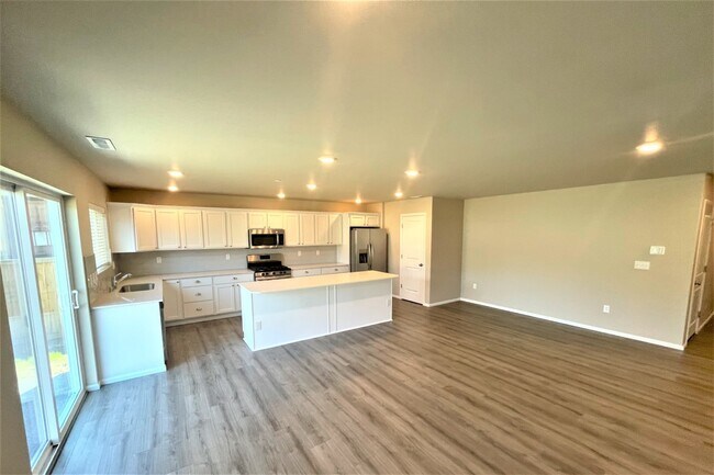 Foto del edificio - 1704 Division St SW