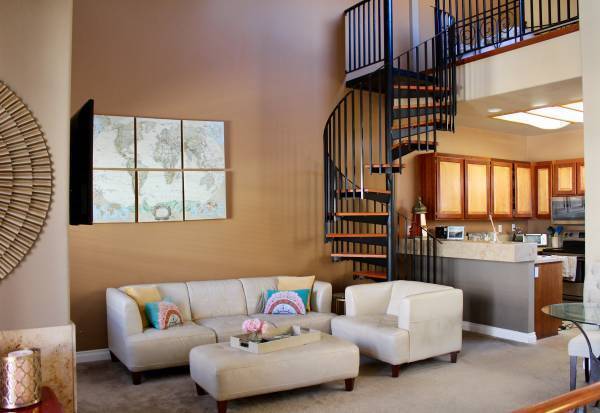 Building Photo - Beautiful Updated La Jolla Condo