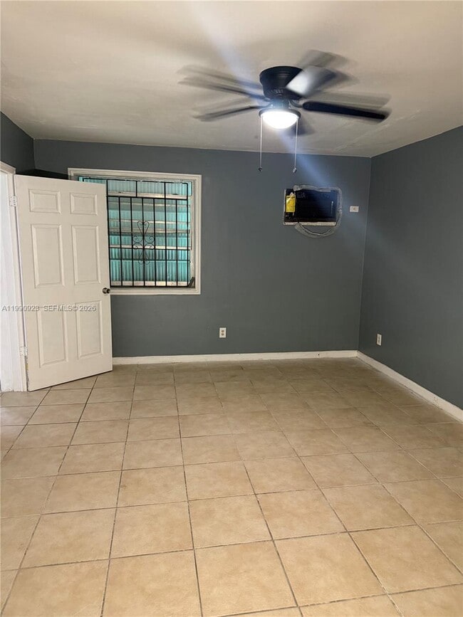 Building Photo - 1230 NW 180th Terrace