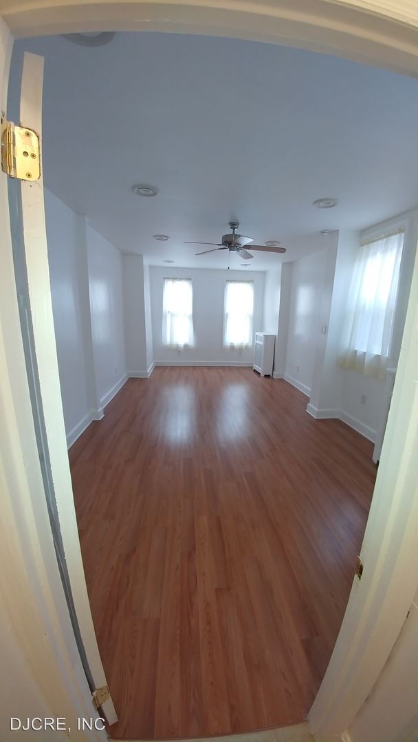 Foto del edificio - 530 W Ritner St