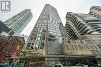 Building Photo - 210 Victoria St