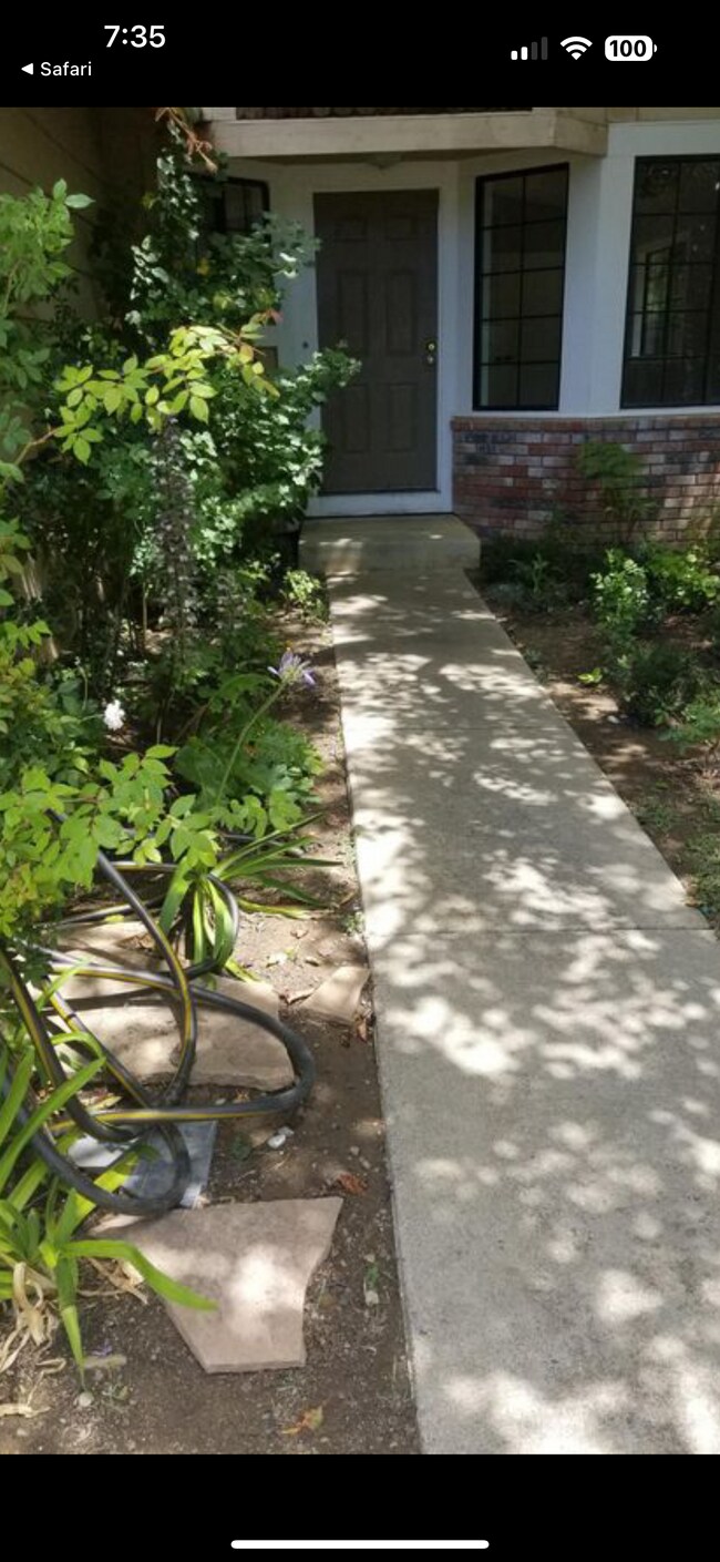 Foto del edificio - 764 N Regatta Dr