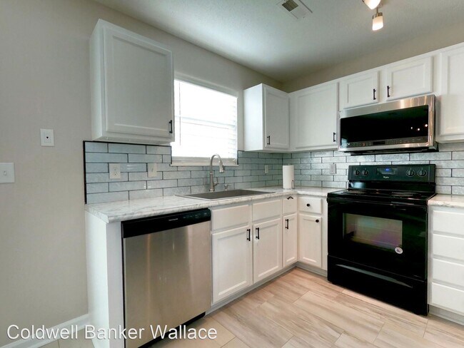 Building Photo - 3 br, 2 bath House - 6325 Gary Moore Lane