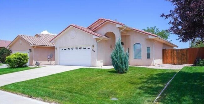 Foto del edificio - 1036 Willowcrest Dr