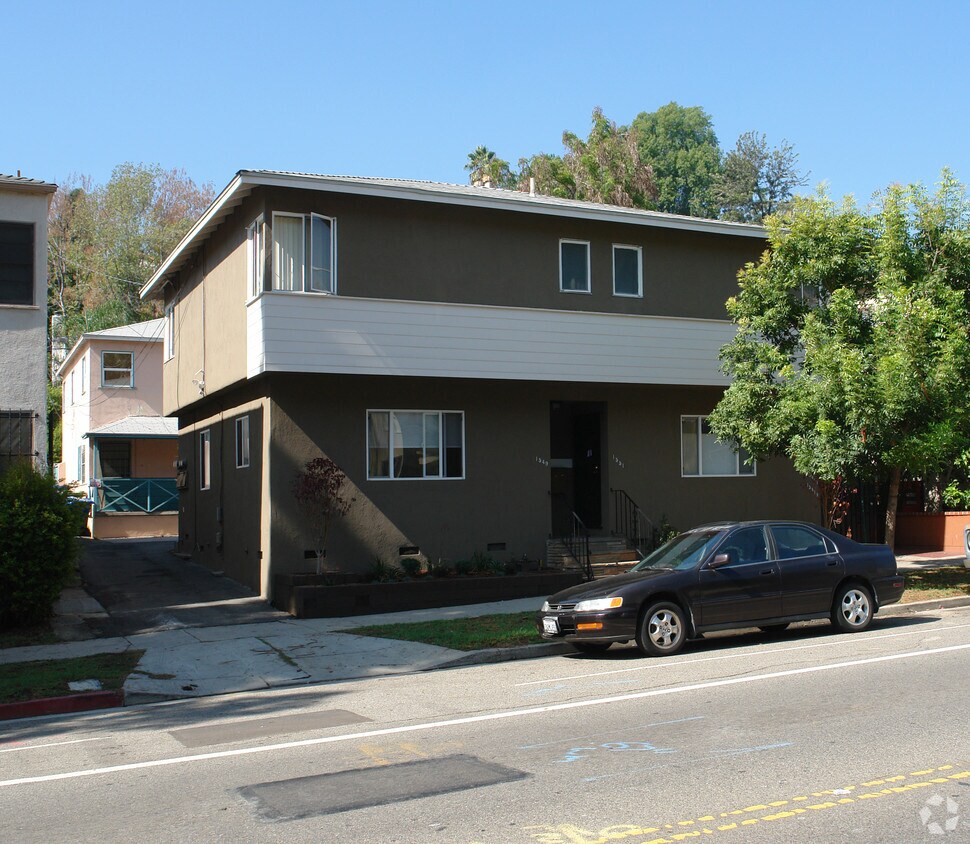 Foto principal - 1549-1551 Silver Lake Blvd