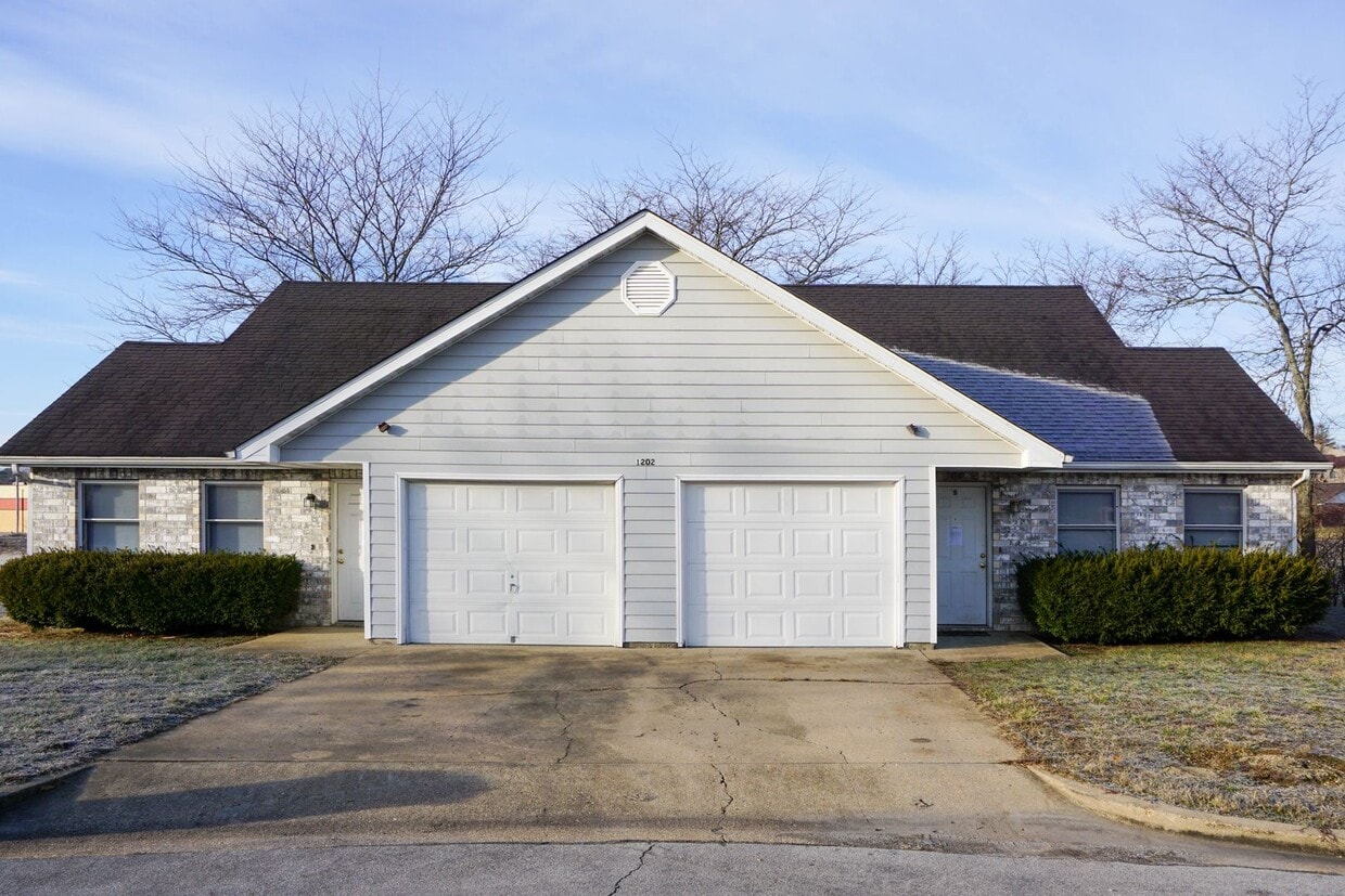 1202 Lajolla Ct Unit A, Rolla, MO 65401 Room for Rent in Rolla, MO