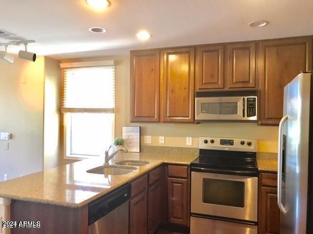 Building Photo - 1303 S Sabino Dr
