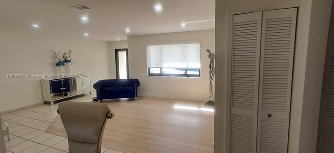 Foto del edificio - 1417 SW 139th Ave