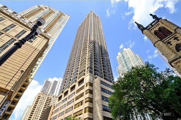 Foto del edificio - 30 E Huron St
