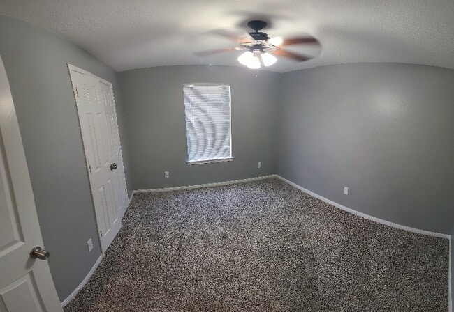 Building Photo - 3002 Malope Ranch Dr