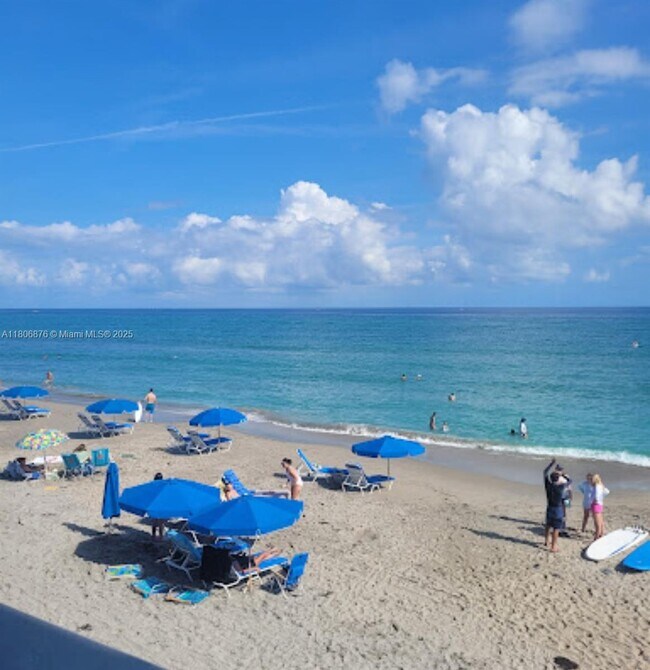 Foto del edificio - 1251 SW 11th Terrace